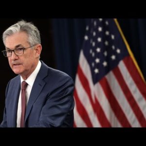 Fed Restricts Trading by Senior Officials After Scandal