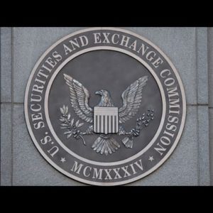SEC Said to Examine Fund Disclosure Rules