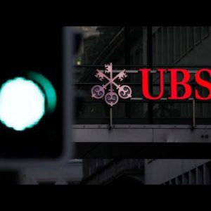 UBS Offers $40,000 Bonuses to Help Retain Junior Bankers