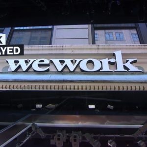 WeWork Delays IPO, Bonds Plunge by Most on Record