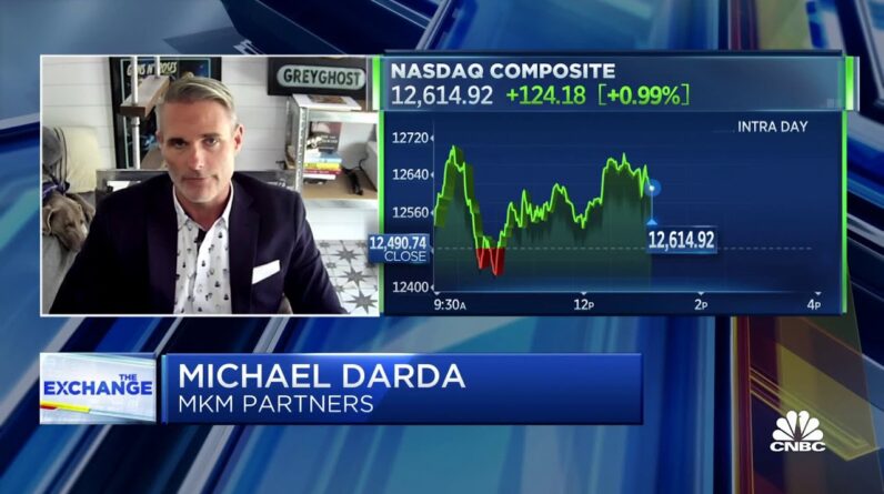 Fed can't shy away from it's responsibility to restore price stability, says Michael Darda