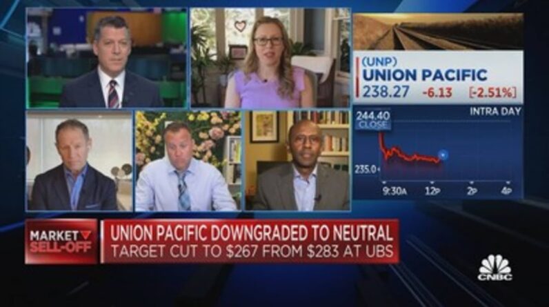 Union Pacific downgraded to Neutral at UBS