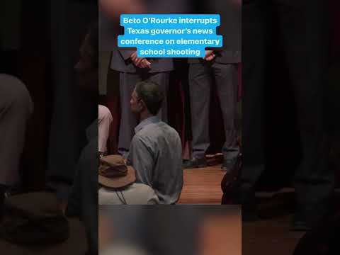 Beto O'Rourke interrupts Abbott's conference on the elementary school shooting #Shorts