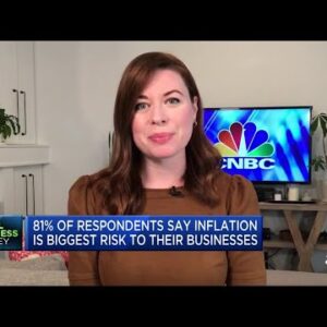 Small business owners worry about recession possibility, survey finds