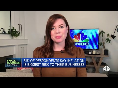 Small business owners worry about recession possibility, survey finds