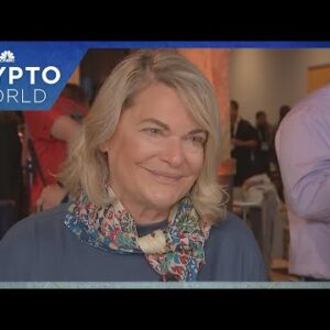 Sen. Lummis on Crypto Oversight Bill, and why stablecoins need to be backed by hard assets