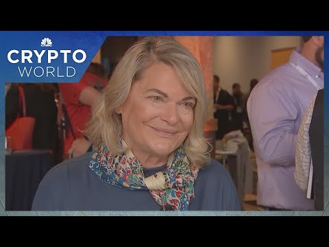 Sen. Lummis on Crypto Oversight Bill, and why stablecoins need to be backed by hard assets