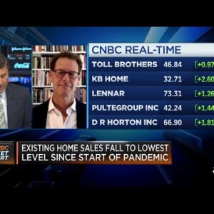 'We're negative on the builders despite historically attractive valuations,' says KeyBanc's Zener