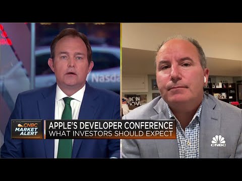Apple stock remains our top pick, says Wedbush's Dan Ives