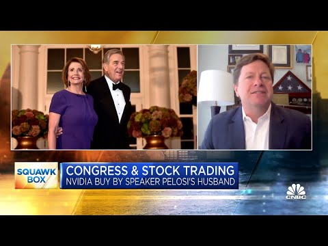 There shouldn't be an all-out ban on stock trading in Congress, says Fmr. SEC Chair Jay Clayton